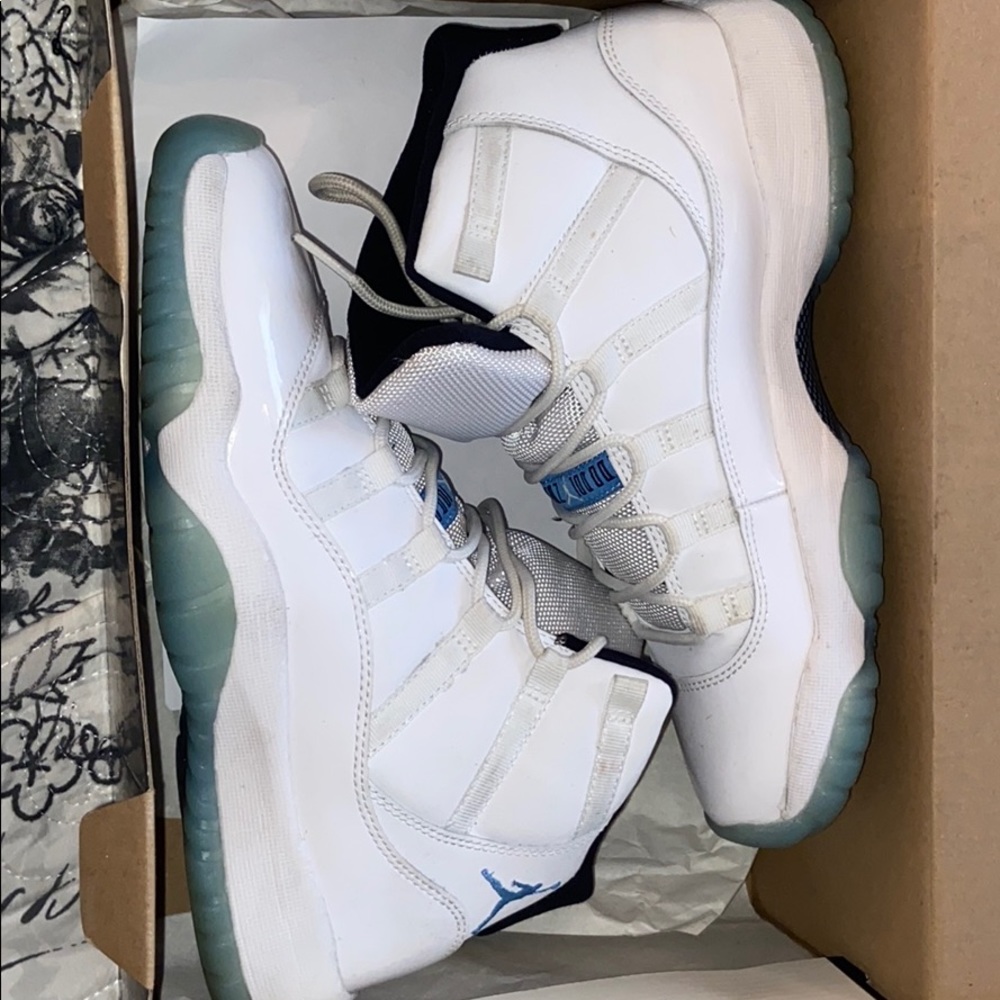 Jordan Columbia 11s